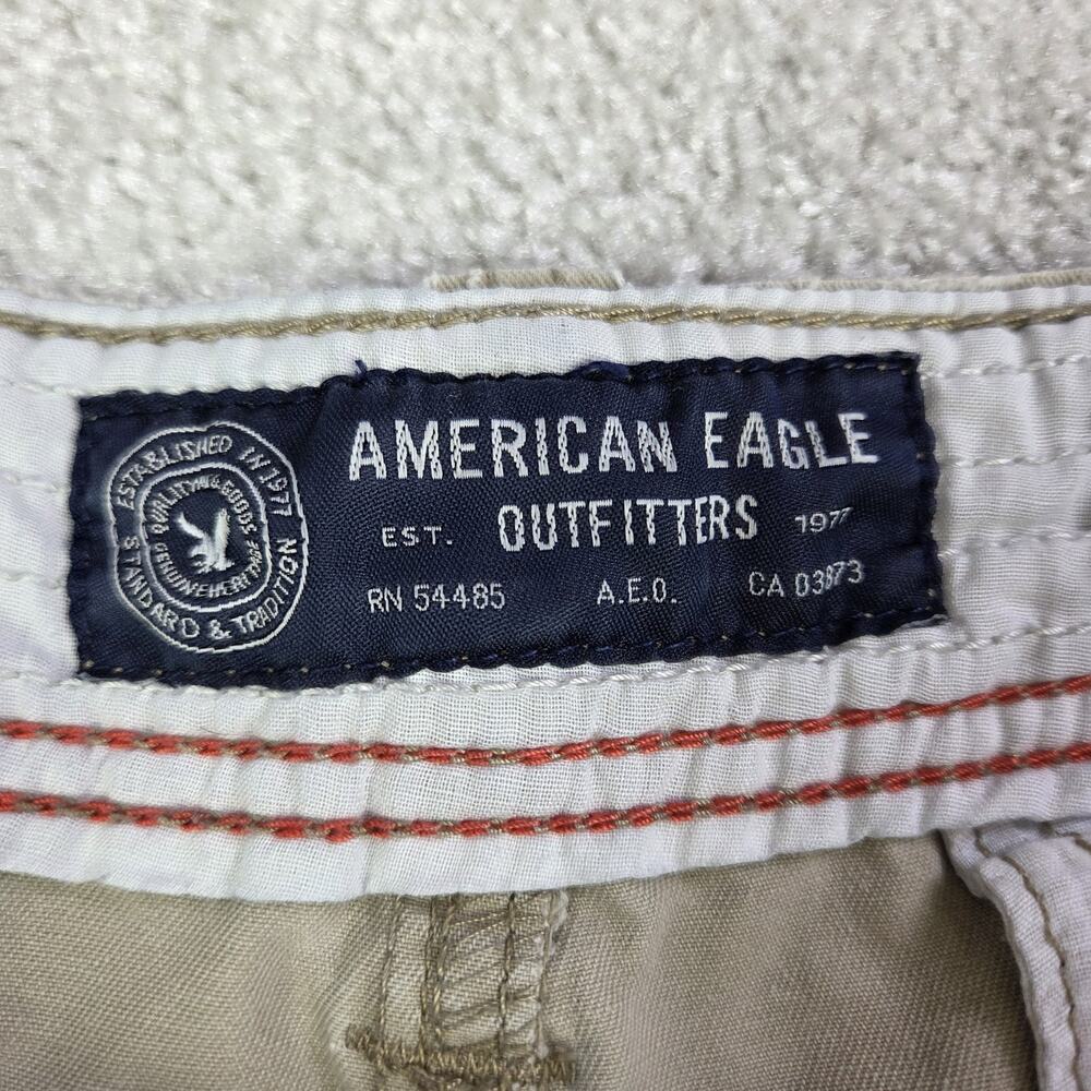 American Eagle Men's Cargo Shorts Khaki Size 36x9 Y2k Style Distressed - Picture 3 of 12